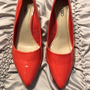 Coral patent heels